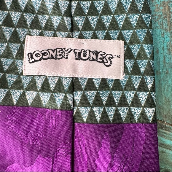 Vintage Looney Tunes Taz Tasmanian Devil Tie Made in Canada - Picture 6 of 10